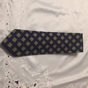 Donna Karan tie